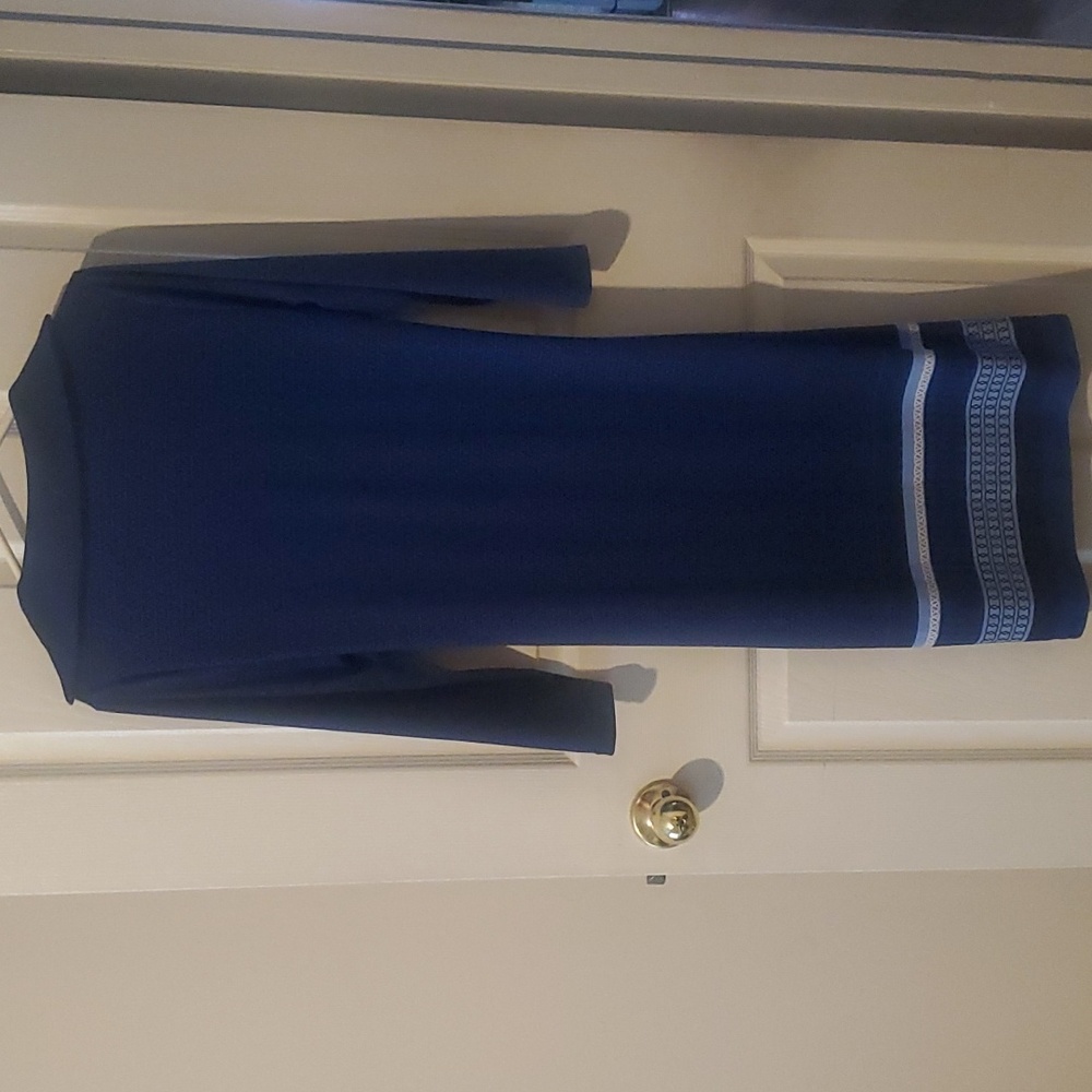 DRESS - Picture 2 of 4